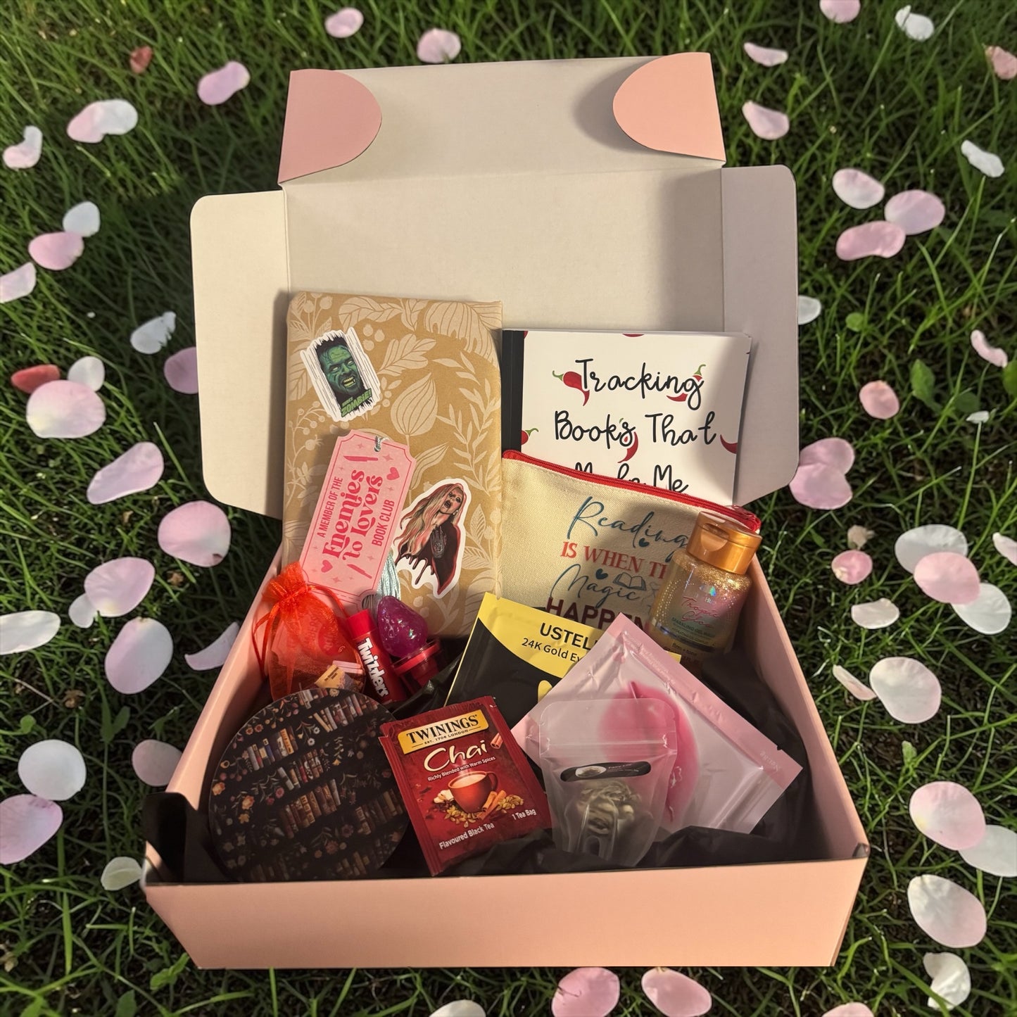 Smut & Swoon | Blind Date with a Book Box